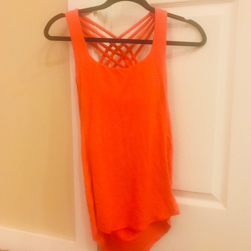 Lululemon yoga top size 2